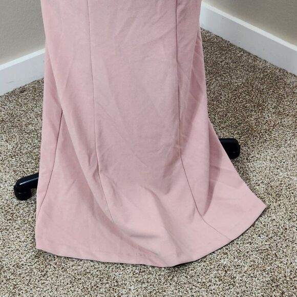 JS COLLECTIONS Beaded Illusion Sleeve Trumpet Gown In Blush NWT Size 4 - Picture 3 of 16